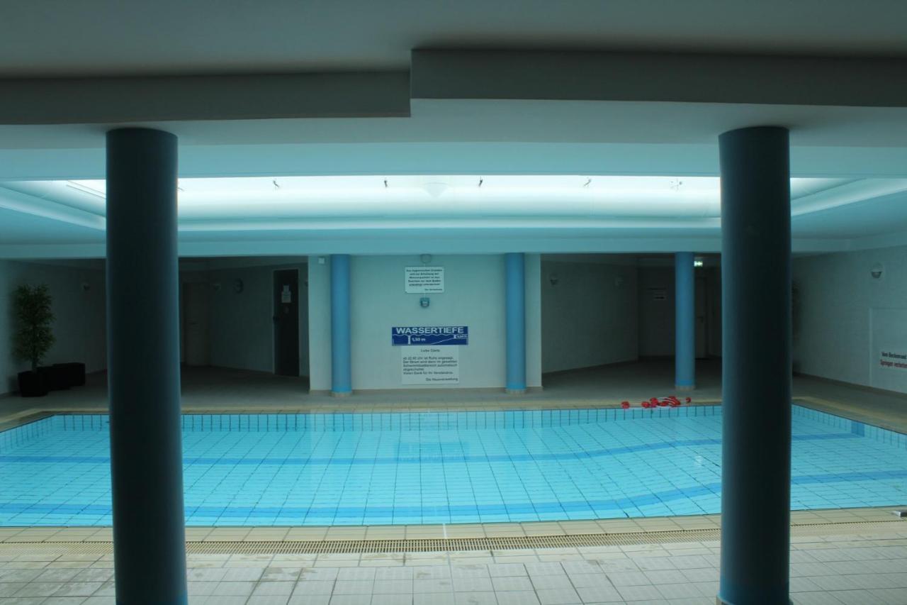 Residenz Rosengrund Mit Schwimmbad Und Sauna 比苏姆 外观 照片