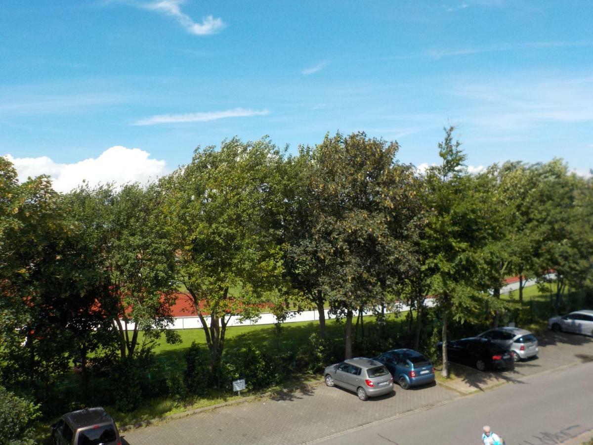 Residenz Rosengrund Mit Schwimmbad Und Sauna 比苏姆 外观 照片