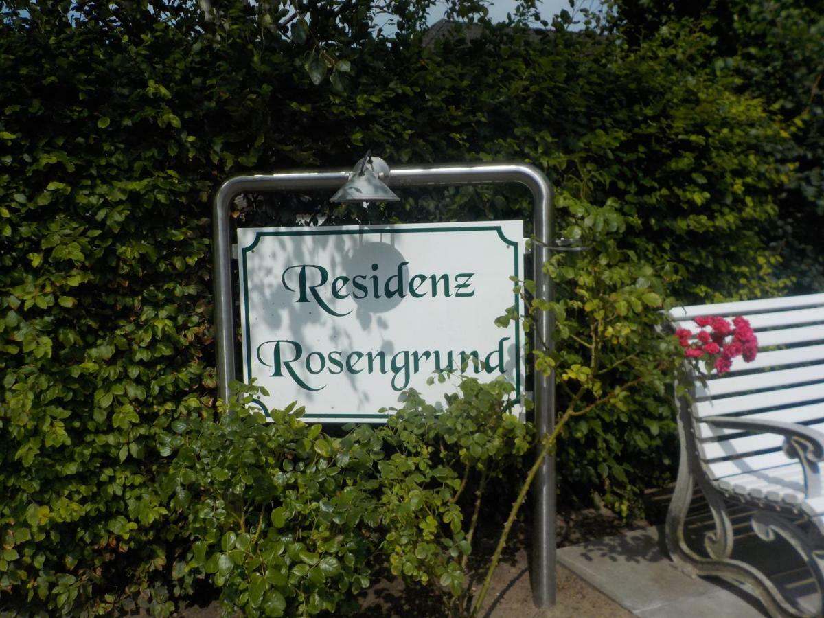 Residenz Rosengrund Mit Schwimmbad Und Sauna 比苏姆 外观 照片