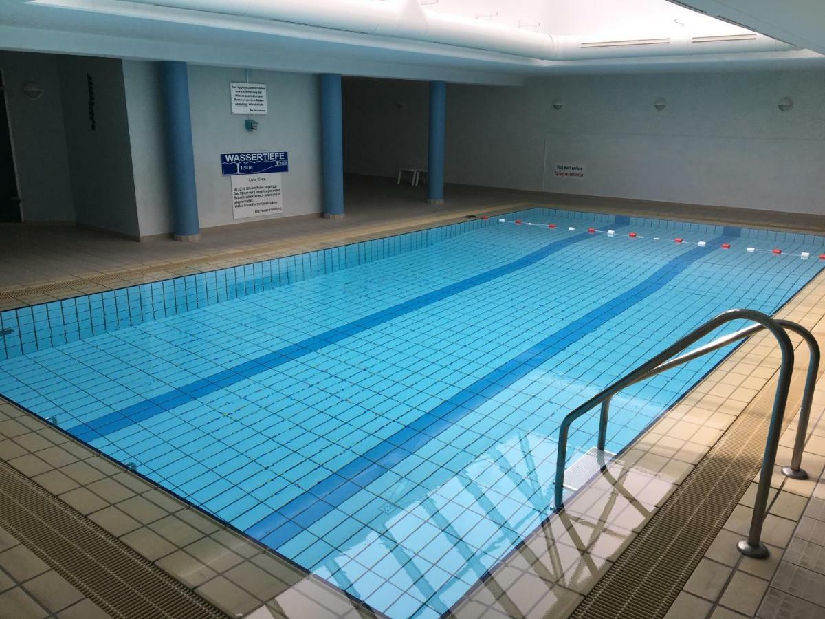 Residenz Rosengrund Mit Schwimmbad Und Sauna 比苏姆 外观 照片